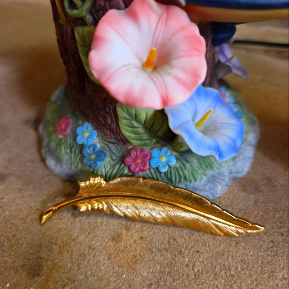 Vintage Monet Gold Feather Brooch - Picture 3 of 5